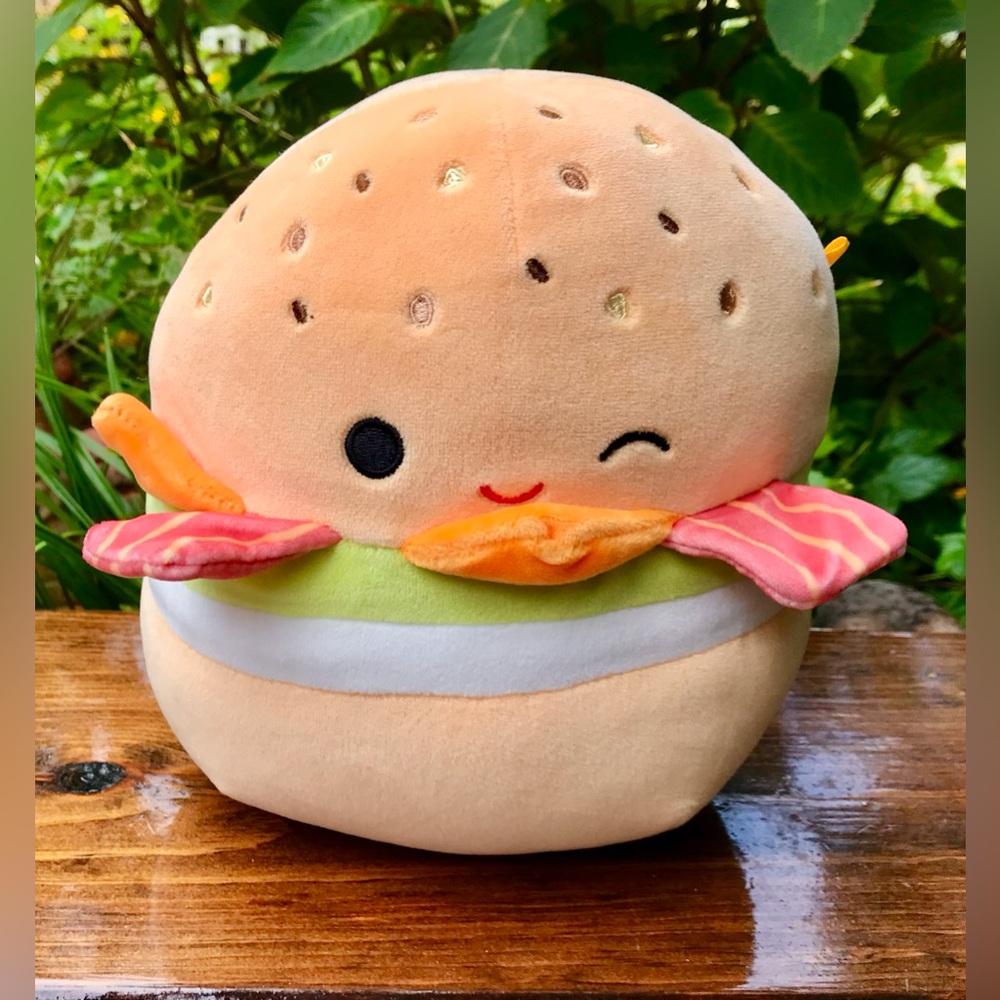 Jazwares SQUISHMALLOWS Breakfast Squad Geronimo Bagel Plush Toy Stuffed 8” Doll